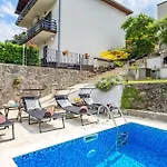 Amazing Apartment In Rukavac Rukavac (Primorje-Gorski Kotar)