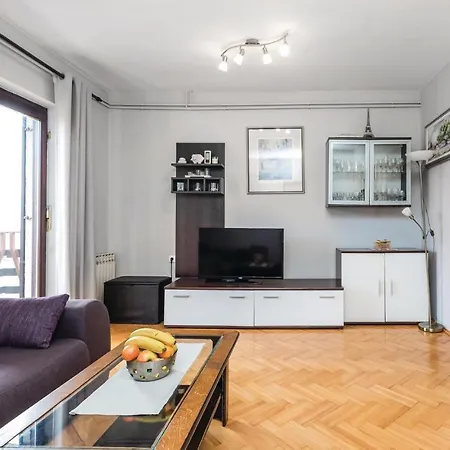 Amazing Apartment In Rukavac