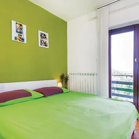 Amazing Apartment In Rukavac شقة *