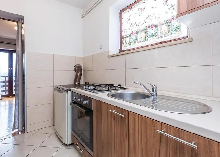 2 Bedroom Stunning In Rukavac (Primorje-Gorski Kotar)
