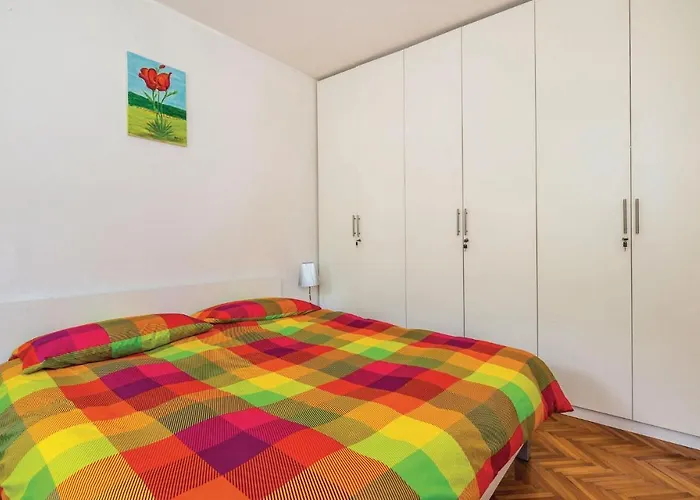 2 Bedroom Stunning In 公寓 Rukavac (Primorje-Gorski Kotar)