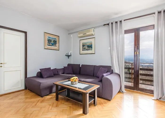 2 Bedroom Stunning In Rukavac (Primorje-Gorski Kotar)