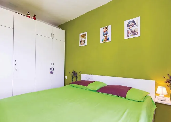 2 Bedroom Stunning In 公寓